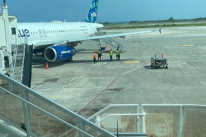 A "Private" Airport Transfer to any Resort in Ocho Rios - Optional Sightseeing Without Turning Your Day Upside Down