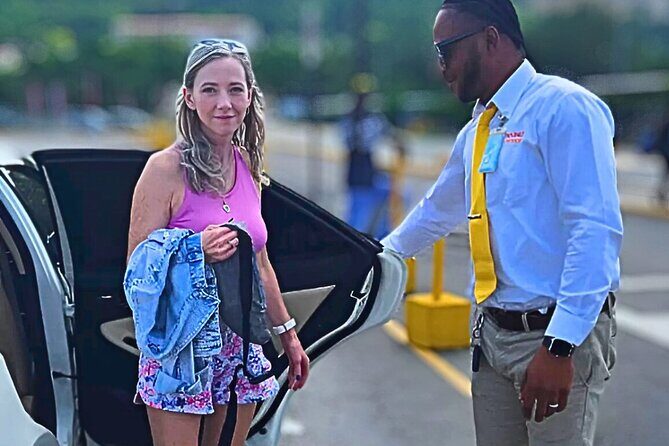 AirBnB/Hotel MBJ Airport Shuttle to all areas -one way/round trip - Meeting at MBJ: Counter Desk 8 and the Fastest Exit From Customs