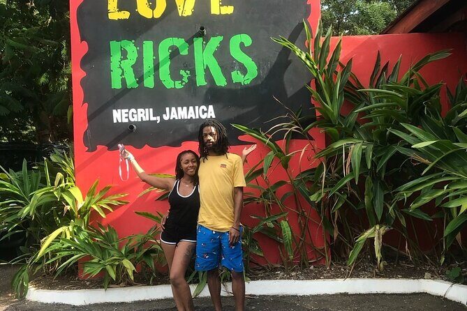 Bamboo Rafting and Rick Cafe Negril Private Tour - Limestone foot massage and fresh coconut: what’s actually included