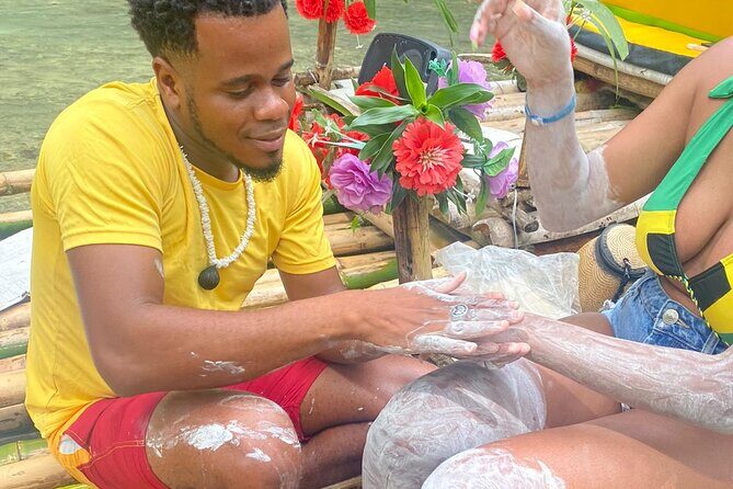 Bamboo River Rafting Experience from Ocho Rios - Beach time and picture stops: great photos, shopping pressure, and swimming questions
