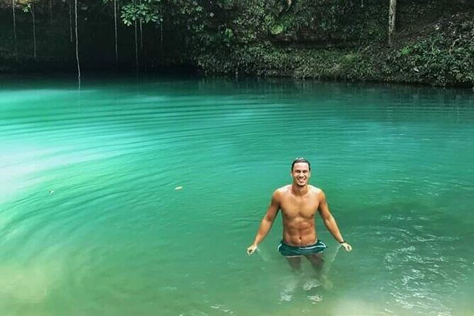 Blue Hole and Dunn’s River Falls Tour with Lunch and Cocktails at Reggae Hill - Key Things I’d Watch For