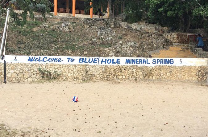Blue Hole Mineral Springs, Rick's Café, and Shopping Combo Tour - Should You Book This Blue Hole + Rick’s Café Combo Tour?