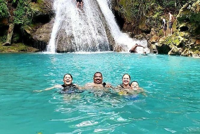 Blue Hole only-from Ocho Rios - Meet Your Guide: The About-60-Minute Blue Hole Block