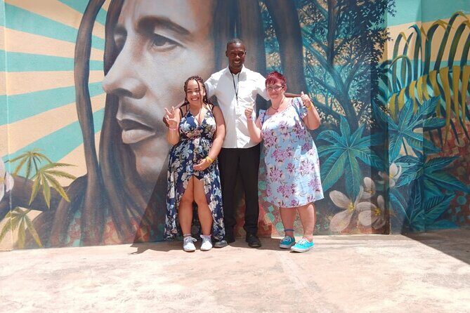 Bob Marley Nine Mile and Dunns River Combo from Ocho Rios - 9:00 AM Pickup and the Drive That Shapes Your Day