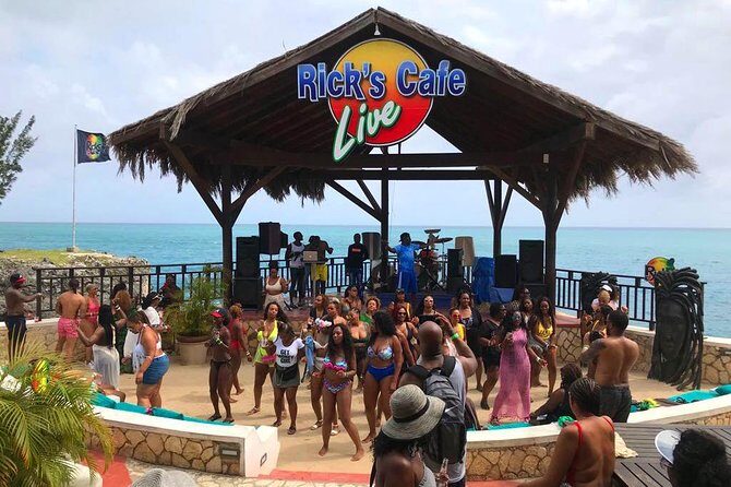 Day Tour Negril Beach & Ricks Cafe - Road Trip to Negril: Private Pickup, Air-Conditioned Comfort, Real Timing