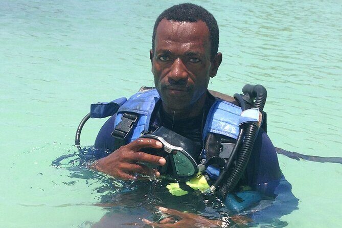 Discover Scuba Diving in Montego Bay-ONE Tank (First time Diving) - The basics on land and the goal of your first underwater breaths