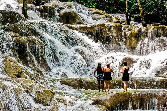 Dunn's River Falls & Blue Hole Combo Tour from Ocho Rios - Why this Dunn’s River Falls and Blue Hole combo makes sense