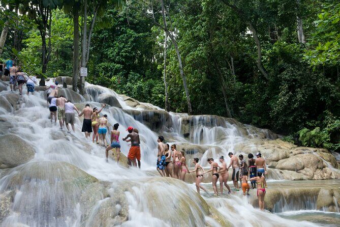 Dunn's River Falls & Blue Hole Combo Tour from Ocho Rios - Ocho Rios market for handmade souvenirs