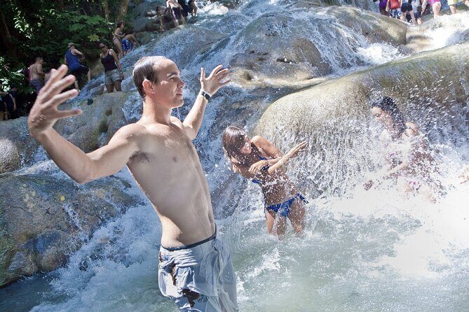 Dunn's River Falls & Luminous Lagoon Guided Tour from Montego Bay - Luminous Lagoon: glowing water works best when conditions cooperate
