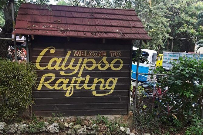 Dunn's River, River Tubing and Lunch Combo - Runaway Bay pickup and getting to Dunn’s River on time