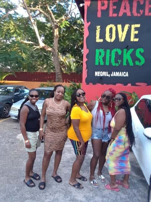 From Montego Bay: Negril Day Trip and Rick's Café Sunset - Should you book this Negril and Rick’s Café day trip?