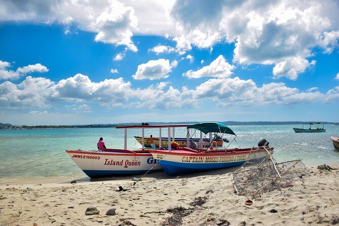 Glass Bottom Boat Ride/Snorkeling/Booby Cay Island from Negril - Getting to the meeting point and staying on schedule