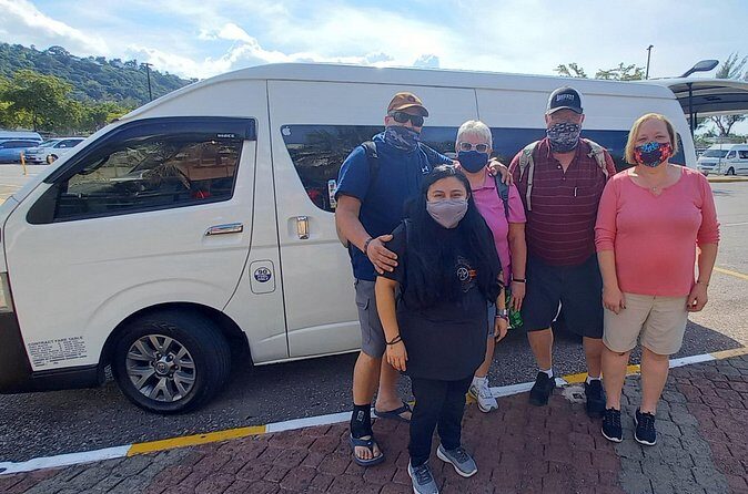 Hyatt Ziva & zilara Montego Bay Airport Transfer - The Ride Itself: Clean Vehicle, Luggage Help, and Useful Conversation
