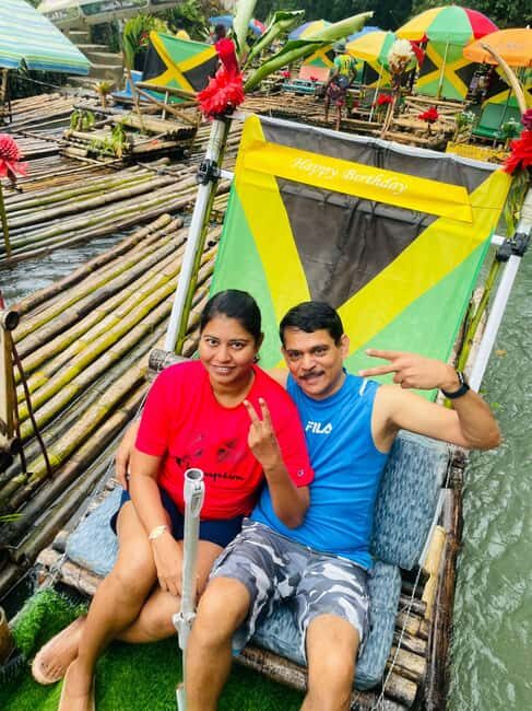 Jamaica Bamboo Rafting Experience with Limestone Massage - Local Cuisine and On-Site Extras (What’s Included vs. Sold)