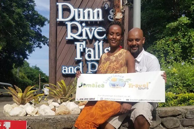 Jamaica Best Water Falls Tour,Mobay Bay to Dunn's River/Blue Hole - The guide experience: how Leon and Omar set the tone