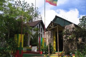 Jamaica Combo Tour: Dunn's River Falls and Bob Marley’s Nine Mile - Getting picked up and reaching Nine Mile from Ocho Rios or Montego Bay