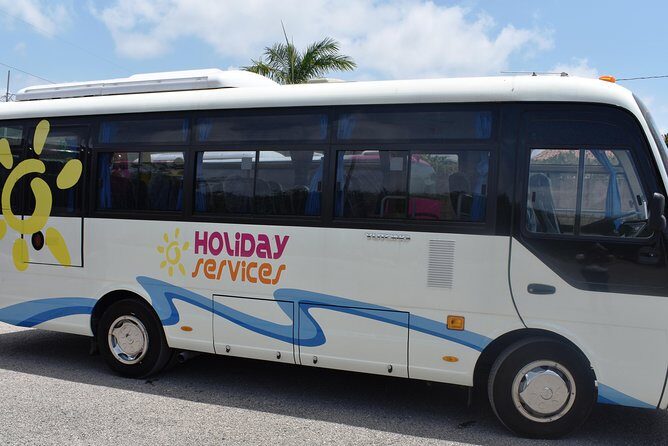 Jamaica Super Saver: Montego Bay & Rose Hall plus Mystic Lagoon Night Cruise - Getting Oriented in Montego Bay: Sam Sharpe Square and St James Parish Church
