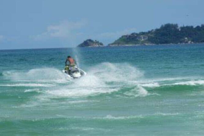 Jet Ski and/or Parasailing Activity, Montego Bay - Jet Skiing: 30 Minutes of Speed with Clear Rules