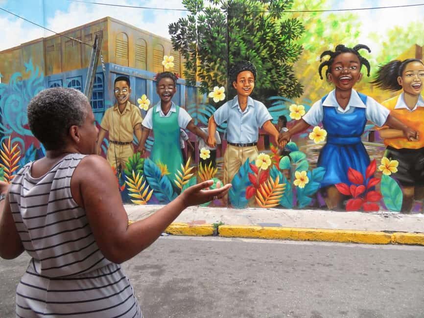 Kingston: Walking Tour with Mural Exploration - Safety and comfort: how this feels on the ground