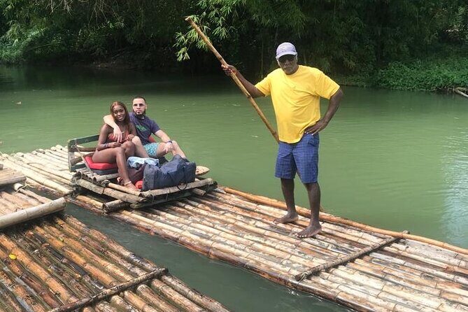 Martha Brae Rafting Ocho Rios, Runaway Bay, Falmouth&Montego Bay - The Martha Brae Rafting Village: what you’ll see before you float