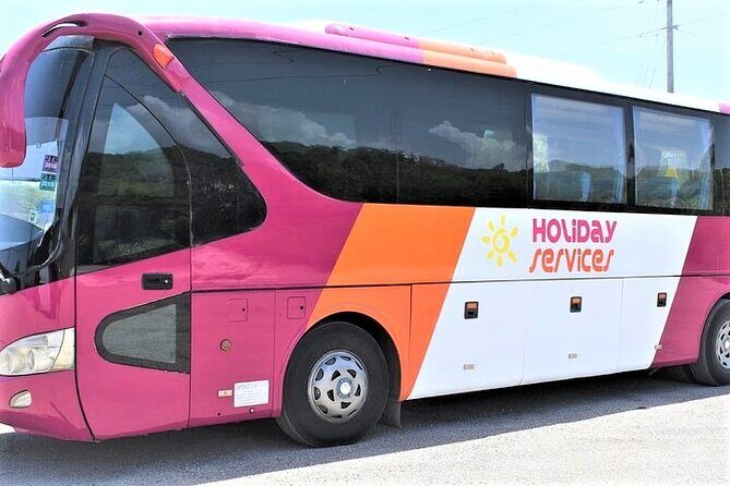 Montego Bay Airport (MBJ) Transfer One-Way or Round-Trip to Hotel - Shared Shuttle from MBJ to Ocho Rios and North Jamaica Hotels