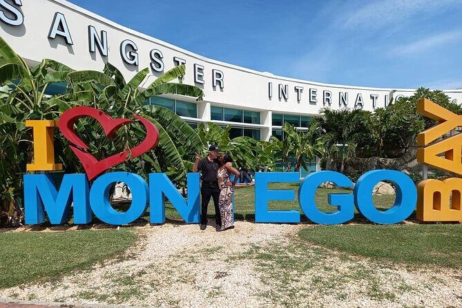 Montego Bay Airport Private Transfer to Hotels in Montego bay - Choosing the Right Vehicle: Private Car, Shuttle, or Minivan