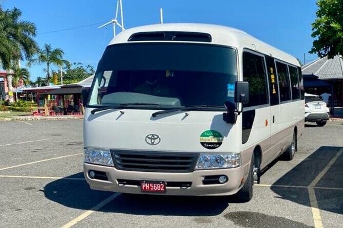 Montego Bay Airport Transfer to Resorts in Montego Bay - Finding Your Driver at MBJ: The Part That Makes Travel Feel Simple