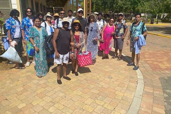 Montego Bay Airport transfers-Excellence,Royalton,Ocean Coral Spring(Round Trip) - Onboard comfort: Wi-Fi, air-conditioning, and the welcome drinks