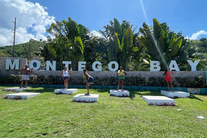 Montego Bay Hotels Private Transfers - Fast, Private Ride From MBJ to Montego Bay