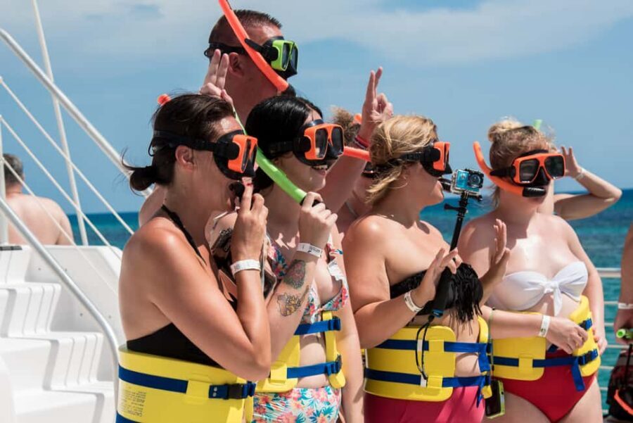 Montego Bay: Reggae Catamaran 18+ Cruise with Open Bar - Open Bar Energy: What You’ll Actually Enjoy Onboard