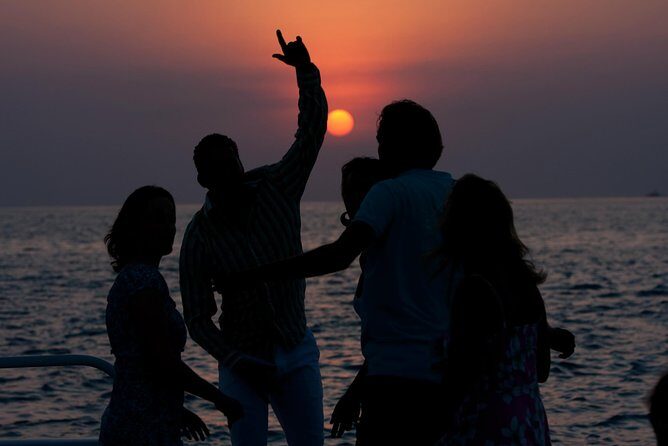 Montego Bay Reggae Sunset Catamaran Cruise - Value math: open bar + snacks at $125 makes sense