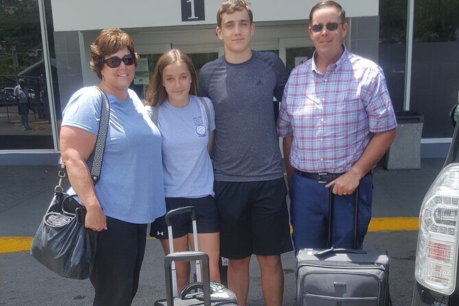 Negril Airport Transfer - The meet-and-greet system that cuts down airport stress
