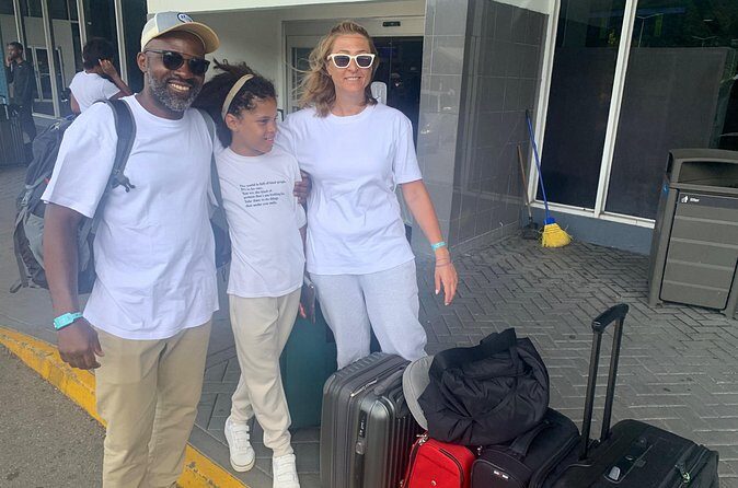 Negril Airport Transfer - One-way vs round-trip: choosing the option that fits your itinerary
