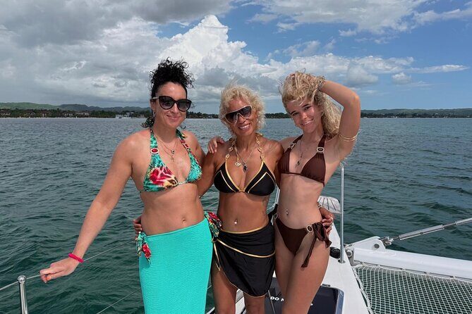 NEGRIL CATAMARAN CRUISE Sunset Ricks Cafe Adults only ALL HOTELS - Rick’s Cafe Sunset Stop: Cliff Jumping With Safety in Mind