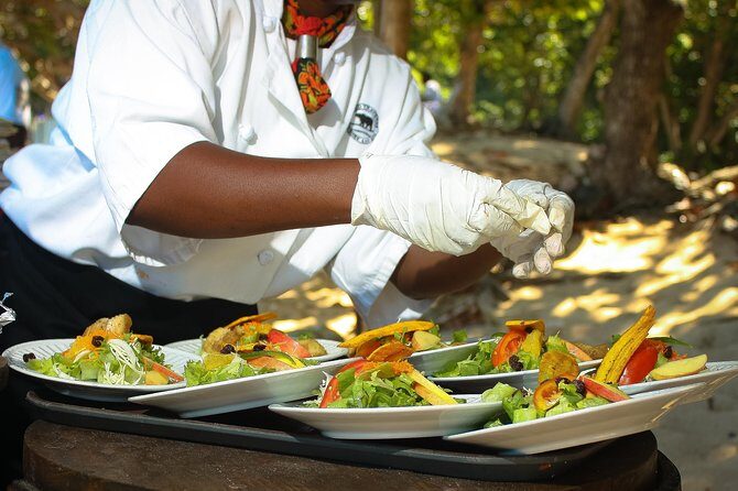 Ocho Rios: Bamboo Beach Club with Specialty Lunch & Cocktails - Massage add-on: nice if you want a slower pace