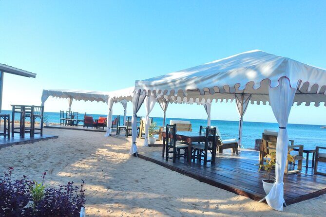 Ocho Rios: Bamboo Beach Club with Specialty Lunch & Cocktails - What the day feels like hour by hour