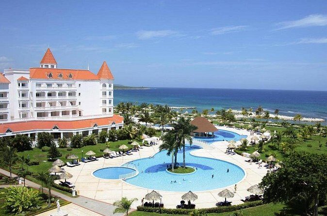 Private Airport Transfer to Bahia Principe Grand Jamaica - Luggage Help and Vehicle Matching: Small Details That Save Big Stress