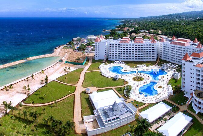 Private Airport Transfer to Bahia Principe Grand Jamaica - The Ride: A/C Comfort, Safe Driving, and Jamaica Facts Along the Way