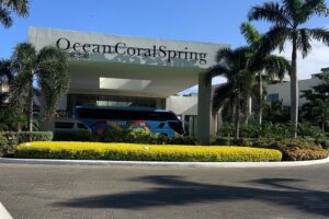 Private Airport Transfer to or from Ocean Coral Spring Resort - The drive itself: air-conditioning, clean comfort, and those scenic pull-offs