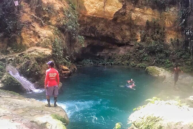 Private Combo Tour From Ocho Rios To Blue Hole & Konoko Falls - What the Tour Team Actually Does for You