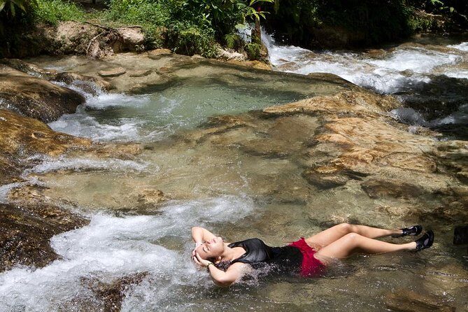 [PRIVATE] Dunn's River Falls with Entrance Fees - Entrance fees included: what’s covered and what you’ll still pay for