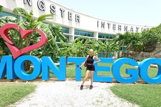 Private Montego Bay Airport Transfer to Negril - One-way vs round-trip: using the same service for a smoother whole trip