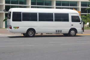 Private Montego Bay Airport Transfer to Ocho Rios Hotels - Ride Comfort: Air-Conditioned Car or Minivan Sized to Your Group