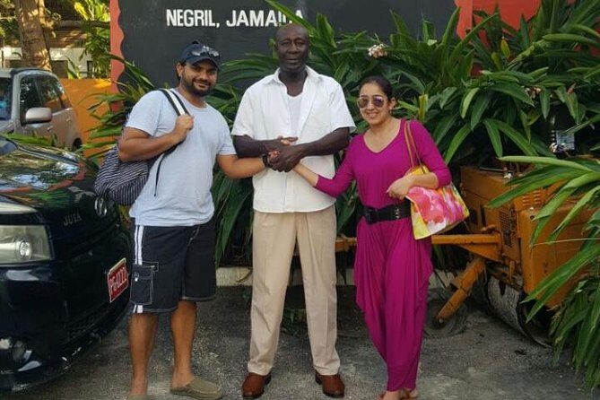 Private Negril Day Trip from Montego Bay - Stop 2: Rick’s Cafe for live music, sunset, and the cliff-jump show