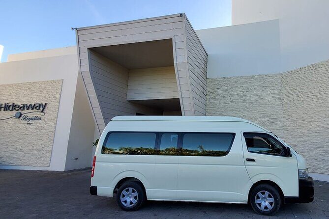 Private Round Trip Airport Transfer from Montego Bay to Negril - Where to meet your driver at Donald Sangster International Airport (MBJ)