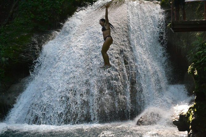 Private Tour From Ocho Rios To Blue Hole Secret Falls and Shopping - Transportation From Ocho Rios or Your Cruise Port: Quick and Comfortable
