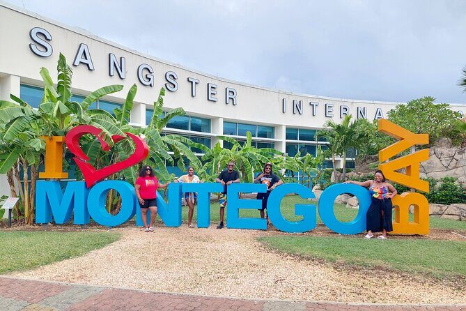 Private Transfer From Montego Bay Airport to Hotels in MontegoBay - Airport-to-Hotel and Back: How Round-Trip Works in Real Life