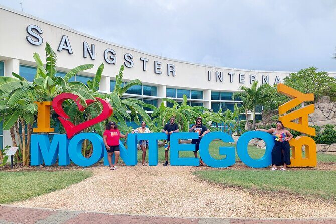 Private Transfer From Montego Bay Airport to Hotels in MontegoBay - What’s Included (and What You Should Bring)
