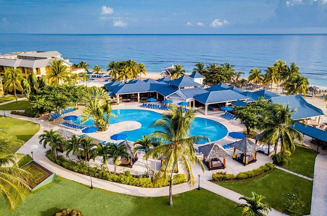 Private Transfers from Montego Bay Airport to Runaway Bay Hotels - Who Should Book This Transfer?