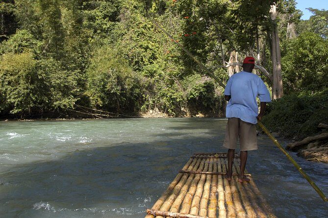 [PRIVATE]Dunn's River & Martha Brae Rafting - Entrance & Lunch - Pickup and the Drive: The Part You Should Actually Plan For